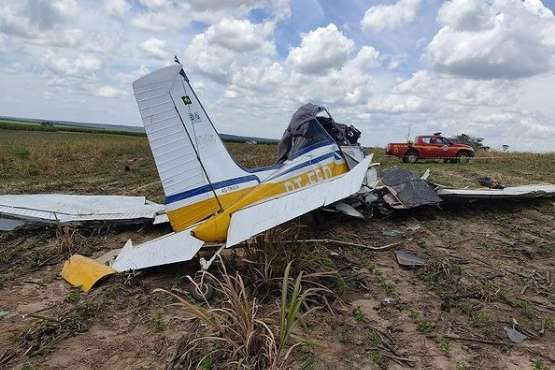  Avião monomotor cai em João Pinheiro, no Noroeste de Minas, e piloto morre