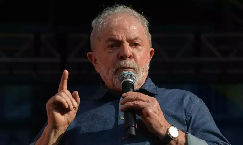  Lula compara economia de sua antiga gestão ao atual momento